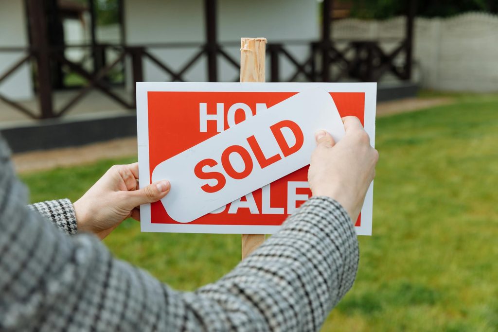 The Best Ways to Speed Up the Sale of Your House