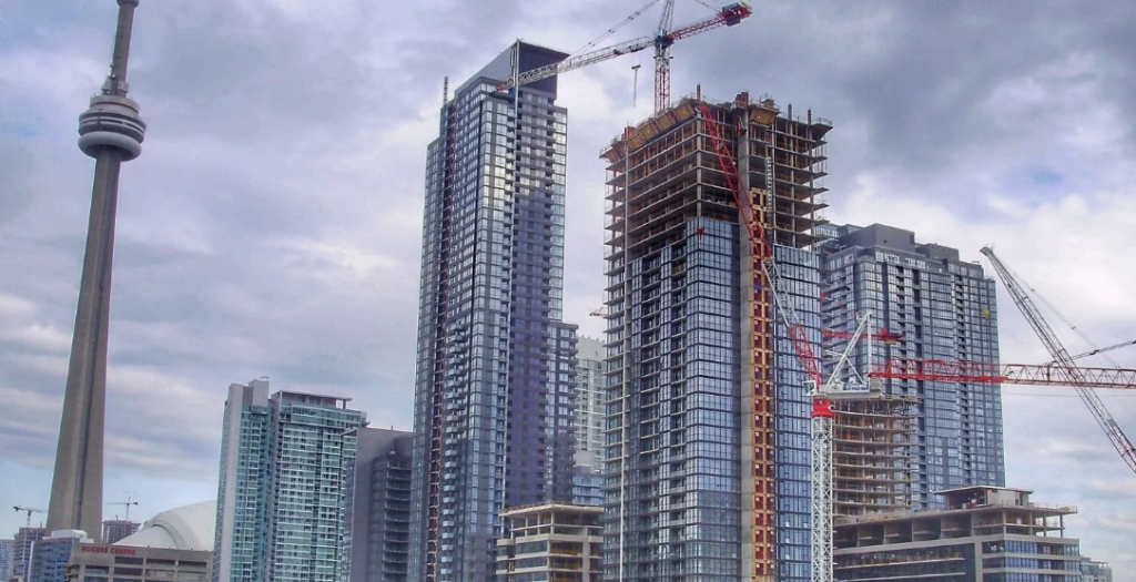 What Buyers Should Know Before Purchasing Pre-Construction in Toronto