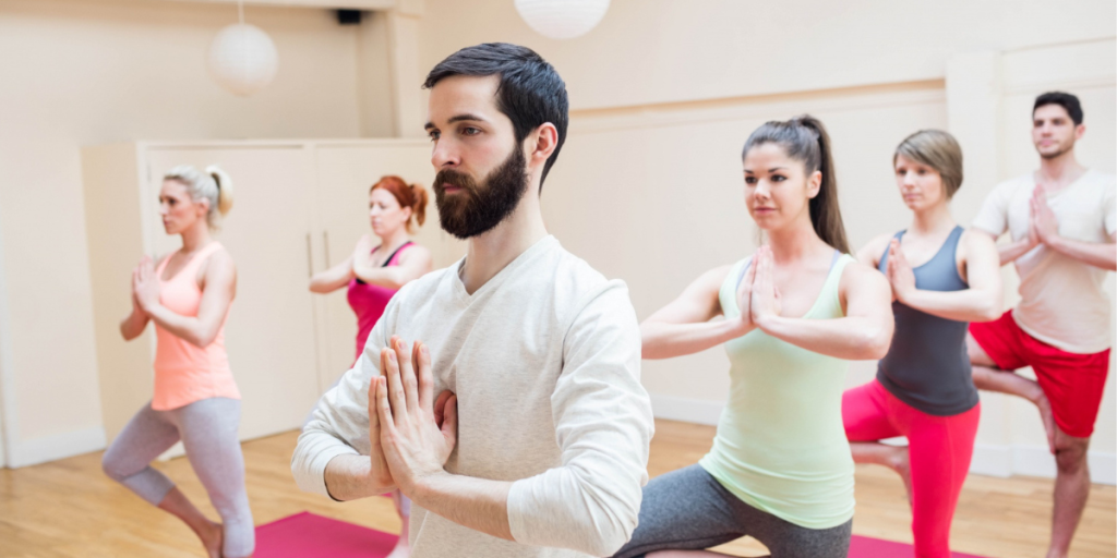 How to Choose the Right 200 Hour Yoga Teacher Training in Rishikesh