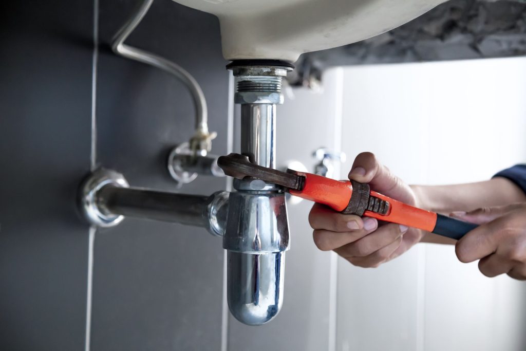 Tips for Hiring the Right Plumbing Company in Oak Creek, WI