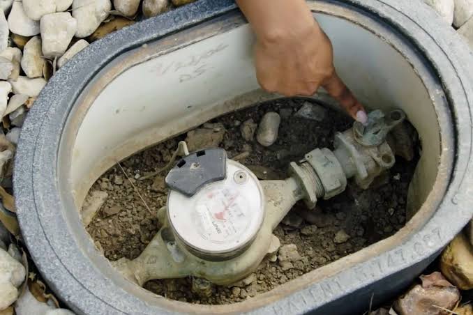 What Causes Low Water Pressure Throughout a House?