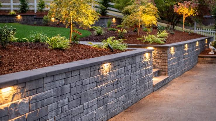 5 Essential Partners For A Complete Sacramento Retaining Wall Project